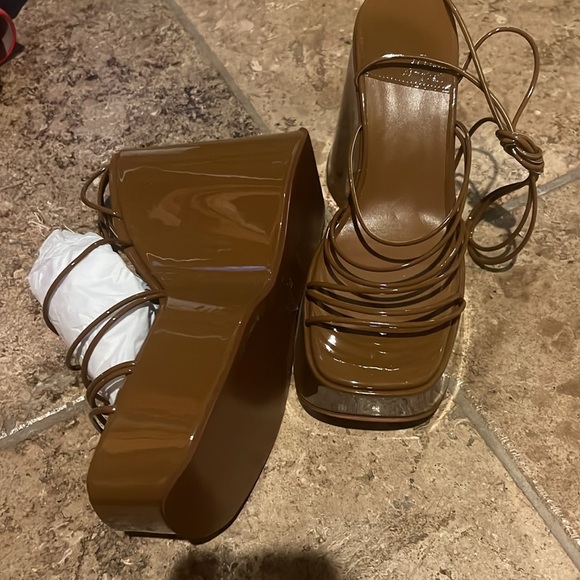 Jeffrey Campbell  platform lace up wedge sandal size 9.5 brand new without box